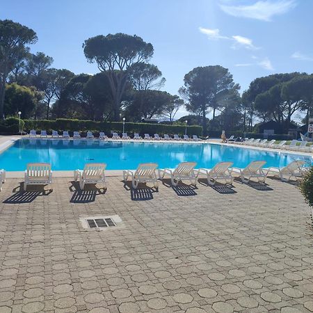 Charmant 2 Pieces Au Coeur Des Golfs De Saint Raphael Zewnętrze zdjęcie